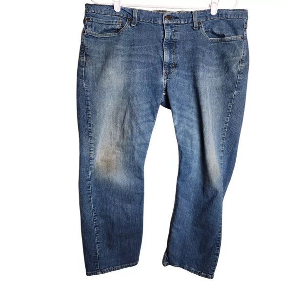 Levis 514 Men 38x32 Straight Fit Stretch Medium Wash Blue Denim Jeans Distressed - Picture 1 of 5